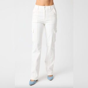 Judy Blue‎ | White Cargo Straight Jean | Women’s Size 7/28